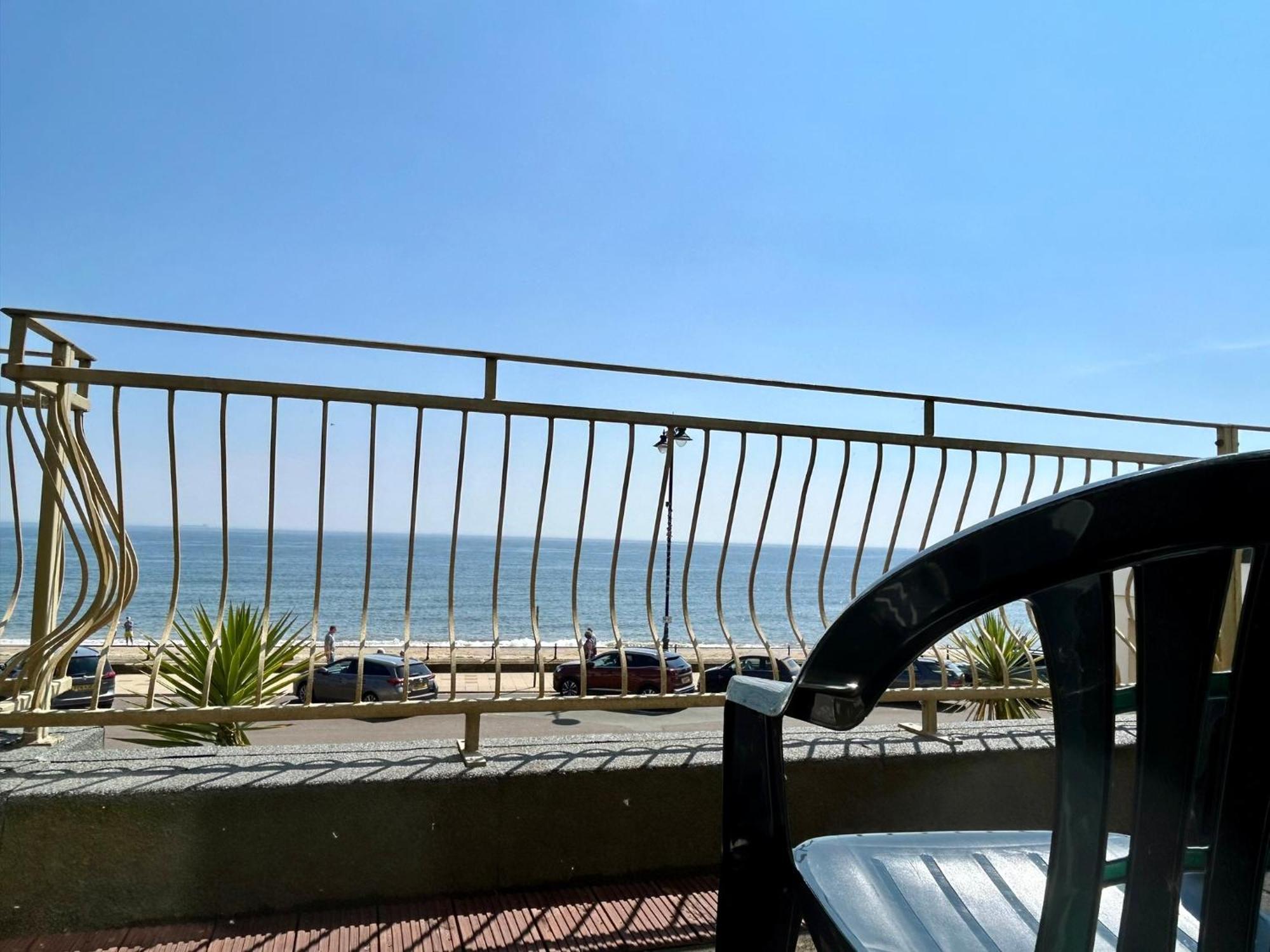 Bay View - Seafront, Sandown - Free Car Ferry For Bookings Of 3 Or More Nights, Subject To Availability 외부 사진
